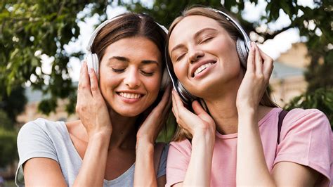 How to Listen to Music with Friends on Spotify: A Collaborative Experience